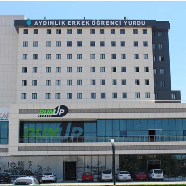 Aydınlık Evler Erkek Yurdu 